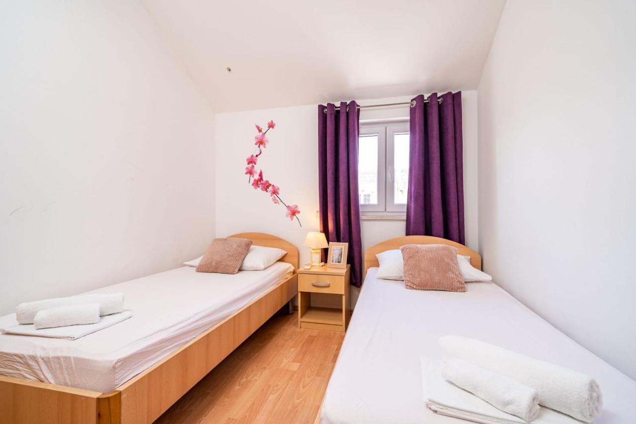 Burum Accommodation B&B-Apartment With Beautiful View ดูบรอฟนิก ภายนอก รูปภาพ